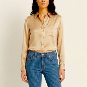 Equipment Femme Silk Button Down Long Sleeve Shirt in Champagne/Gold Size Small